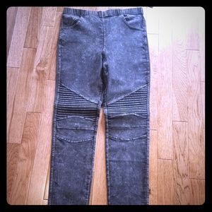 NWT Motto Legging